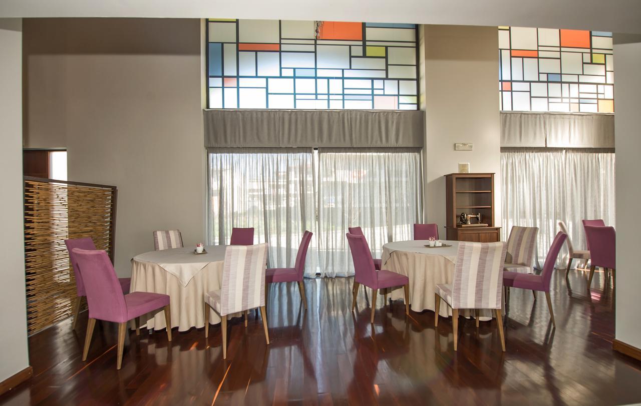 Agrinio Imperial Hotel Exterior foto